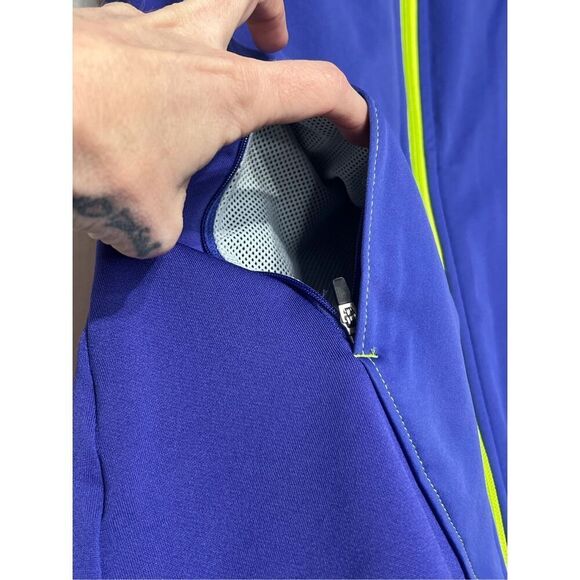 Saucony running vest reflective size XS - Picture 3 of 8